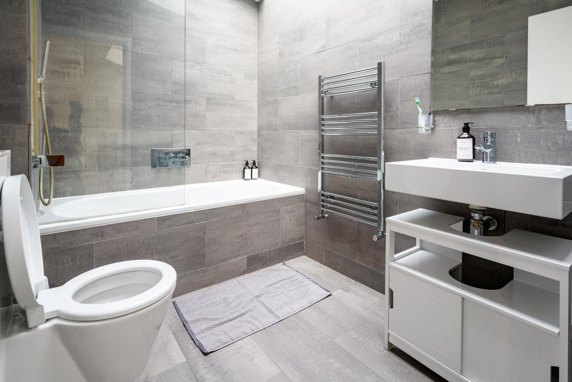 Sweet 3Brs House Close To Oxford & Soho Londra Exterior foto