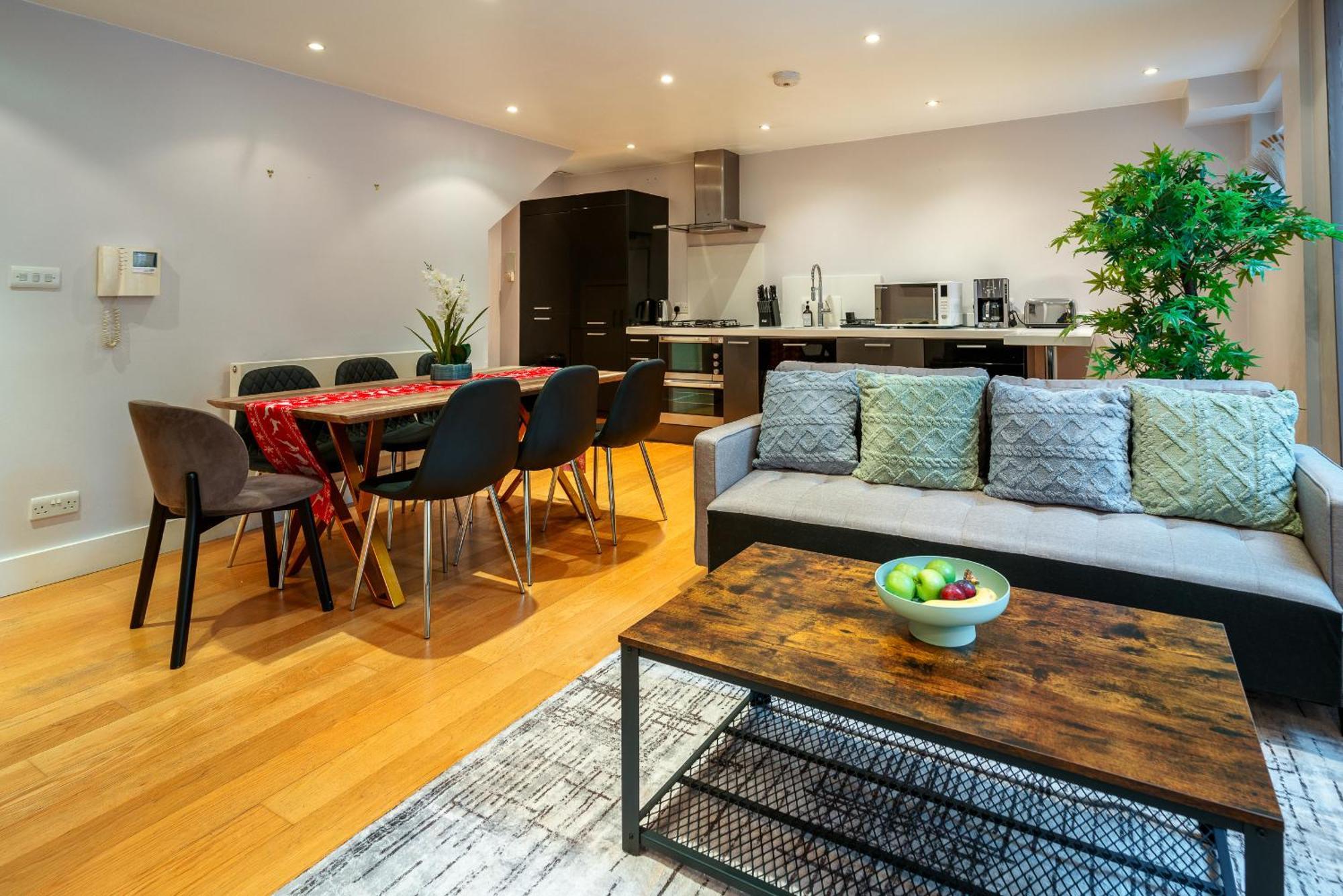 Sweet 3Brs House Close To Oxford & Soho Londra Exterior foto