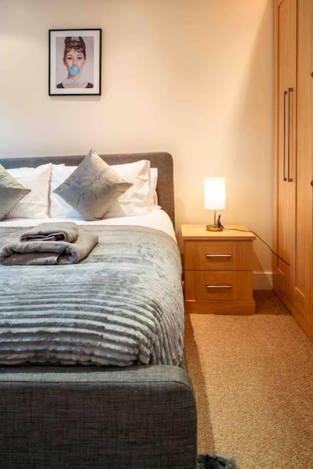 Sweet 3Brs House Close To Oxford & Soho Londra Exterior foto